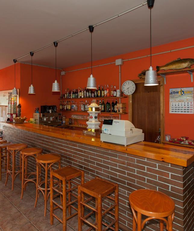Camping Riba-Roja Bagian luar foto
